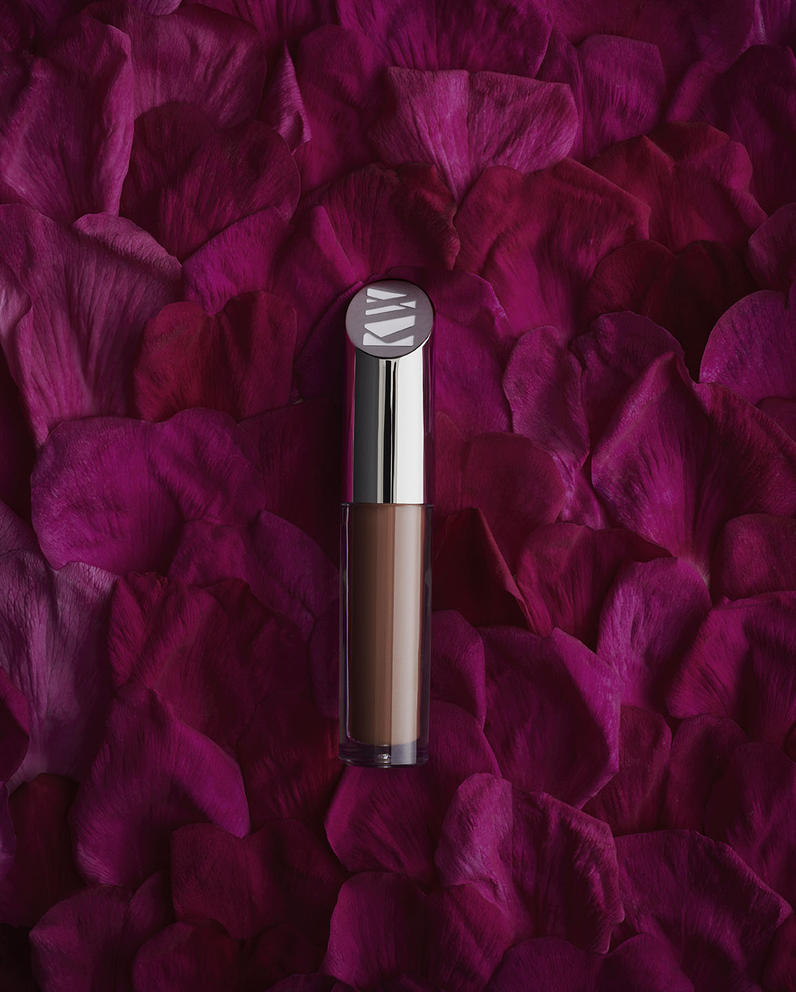 Kjaer Weis Invisible Touch Concealer