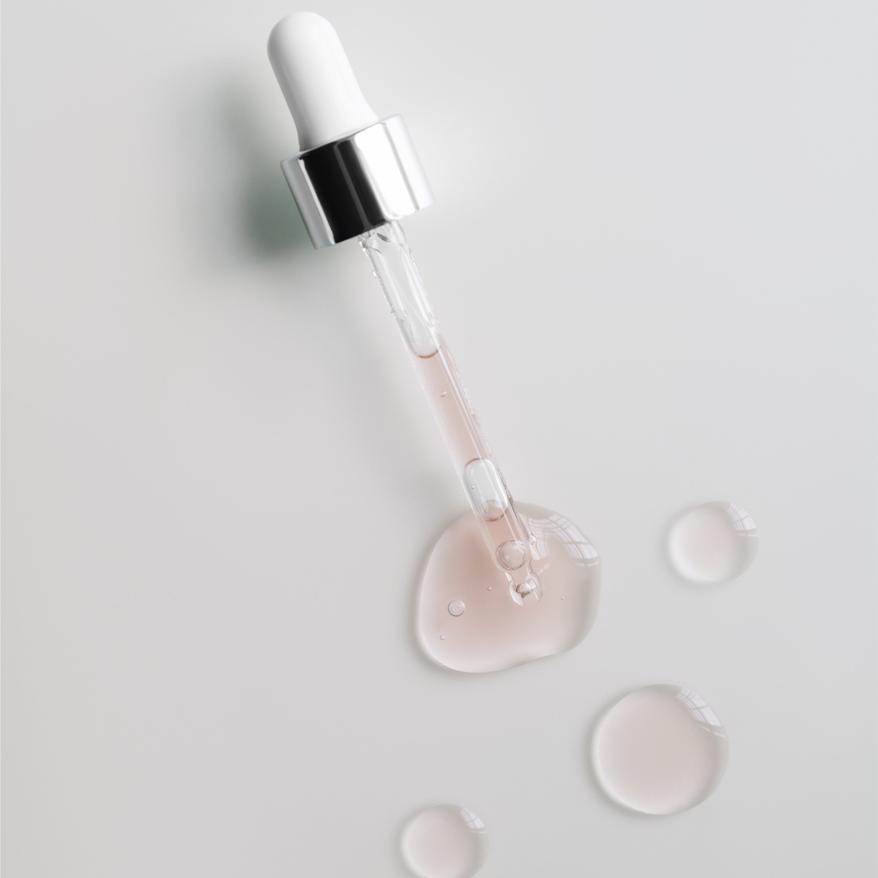 The Beautiful Hydration Serum / 30 ml