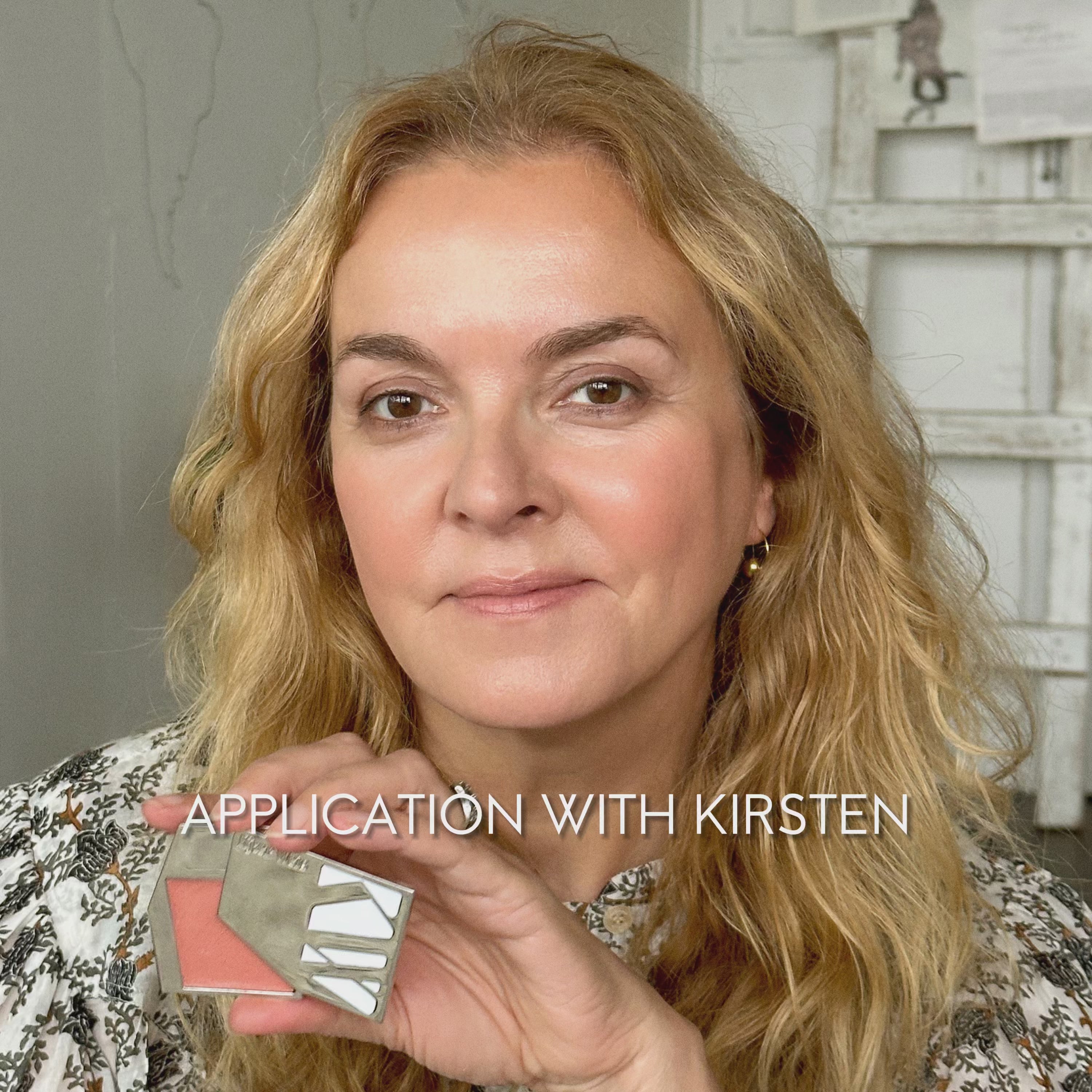 Cream Blush / Happy